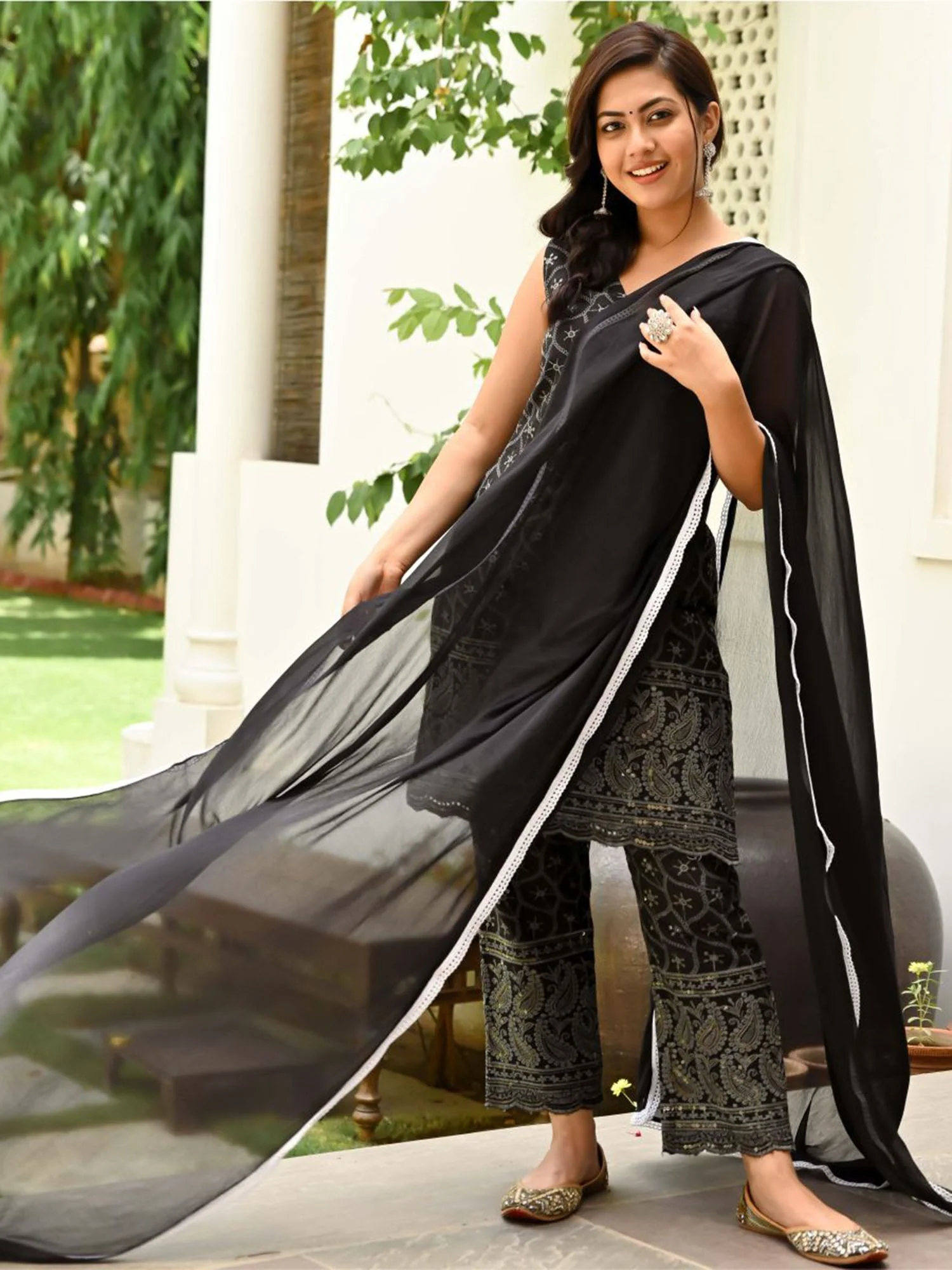 Black Embroidered Kurta Pant Set - Image 5
