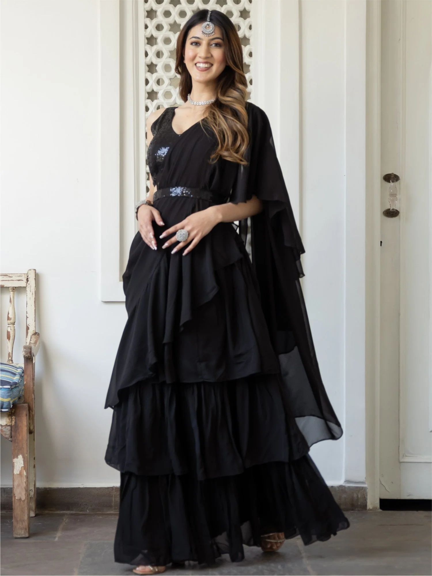 Black Georgette Saree With Stitched Blouse - Image 5