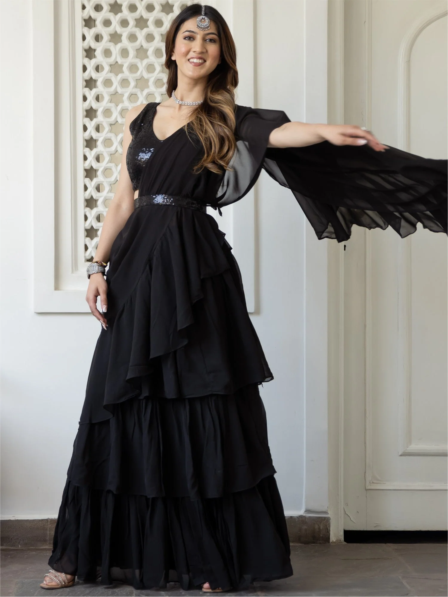 Black Georgette Saree With Stitched Blouse - Image 7