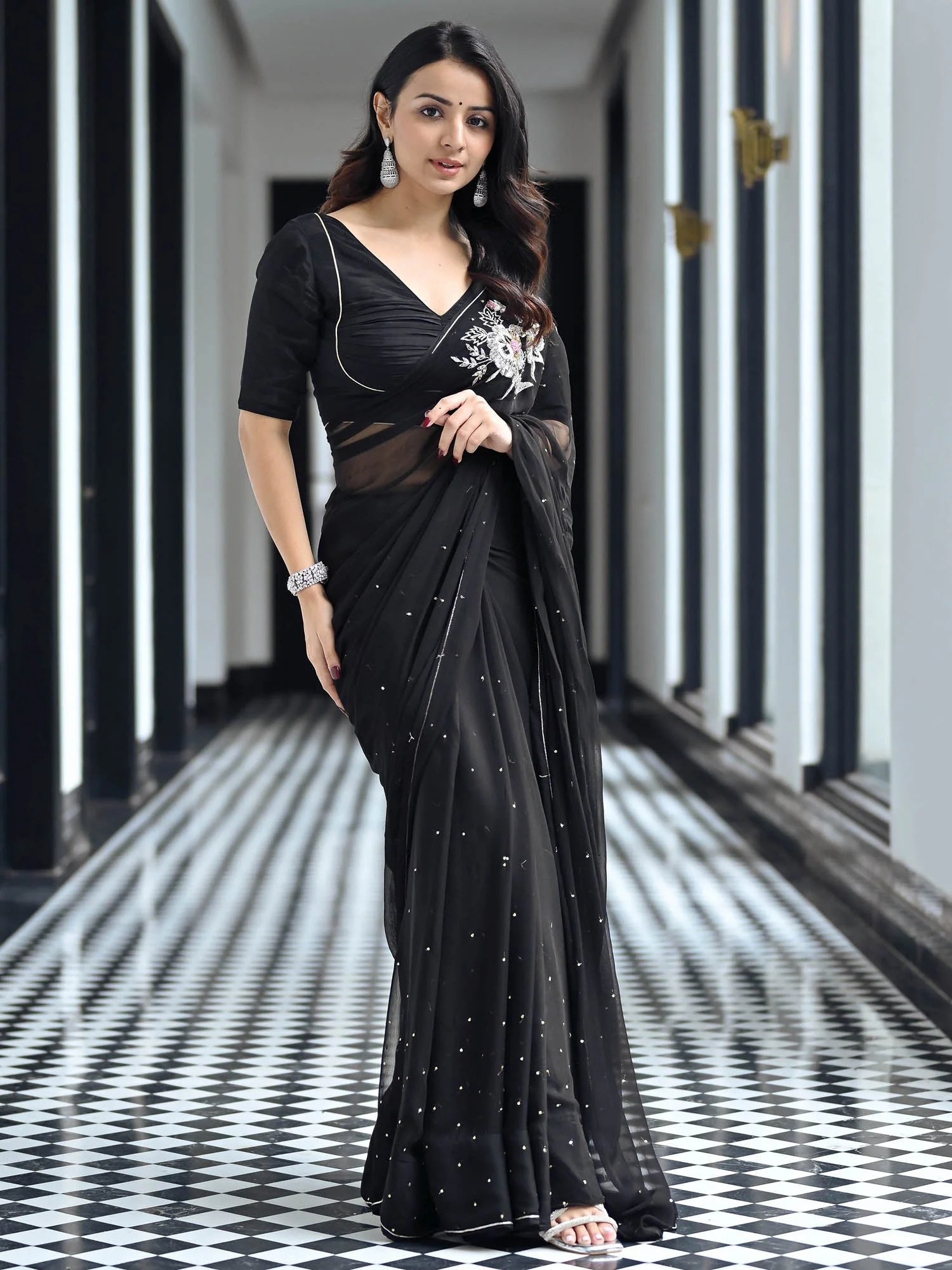 Maharani Black Chiffon Saree - Image 6