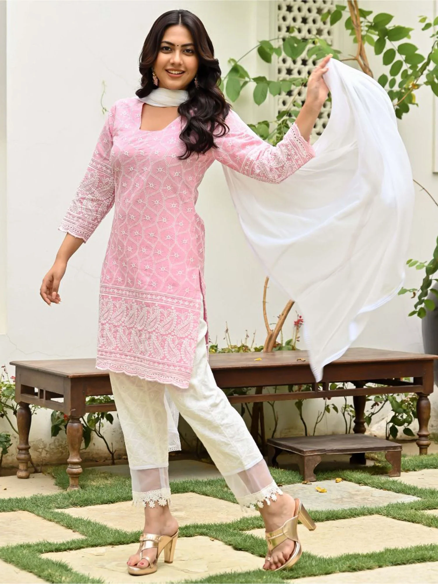 Pink Embroidered Kurta Set - Image 5